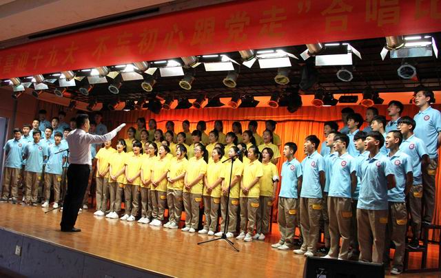 調(diào)整大小 4、二等獎：16綜合技師班代表隊.jpg